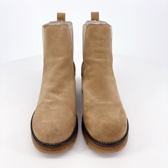 AVELLINI | Suede Leather Chunky Lug Sole Chelsea Boots in Tan | Sz 9 - Picture 2 of 13